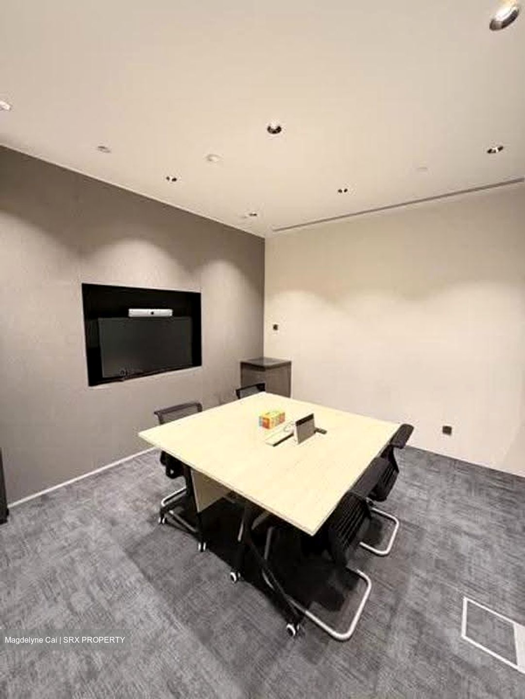 Oue Bayfront (D1), Office #639830321